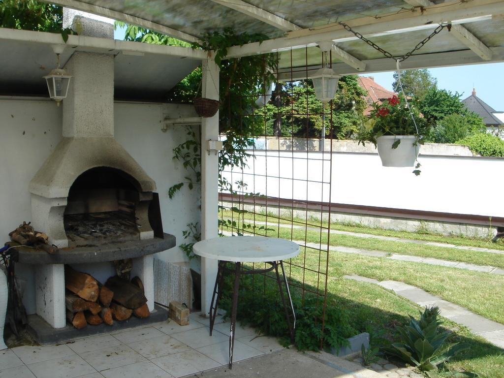 Dum V Podzamci Leilighet Mělník Rom bilde